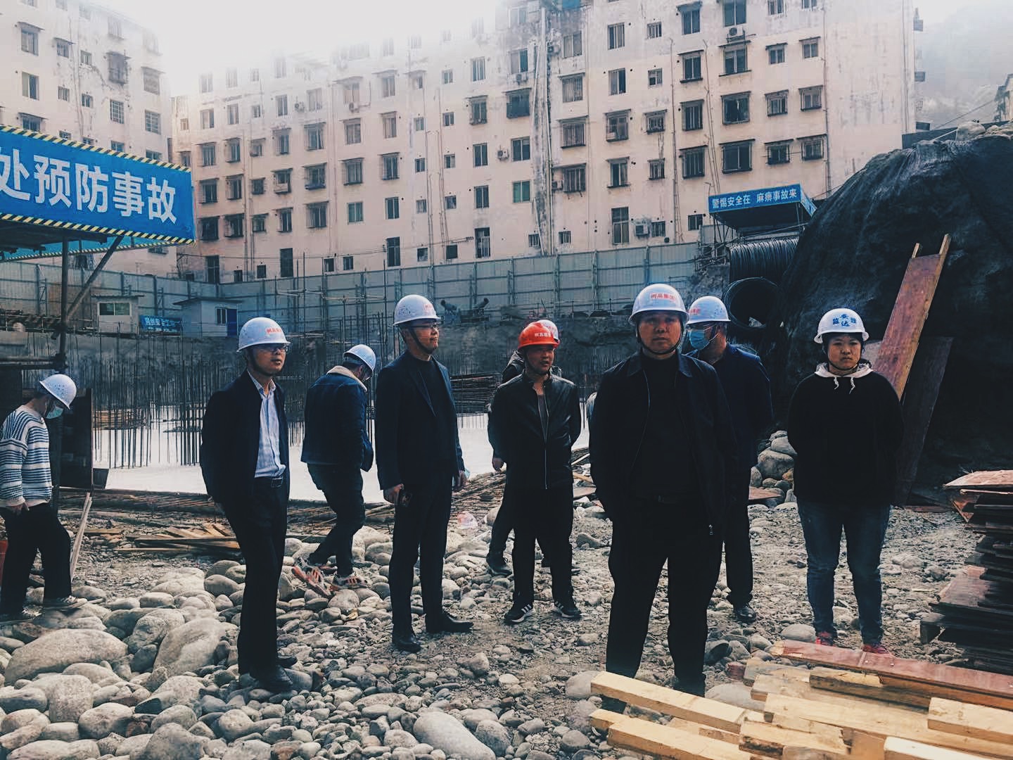 1614926945104716.jpg 1614926945104716.jpg