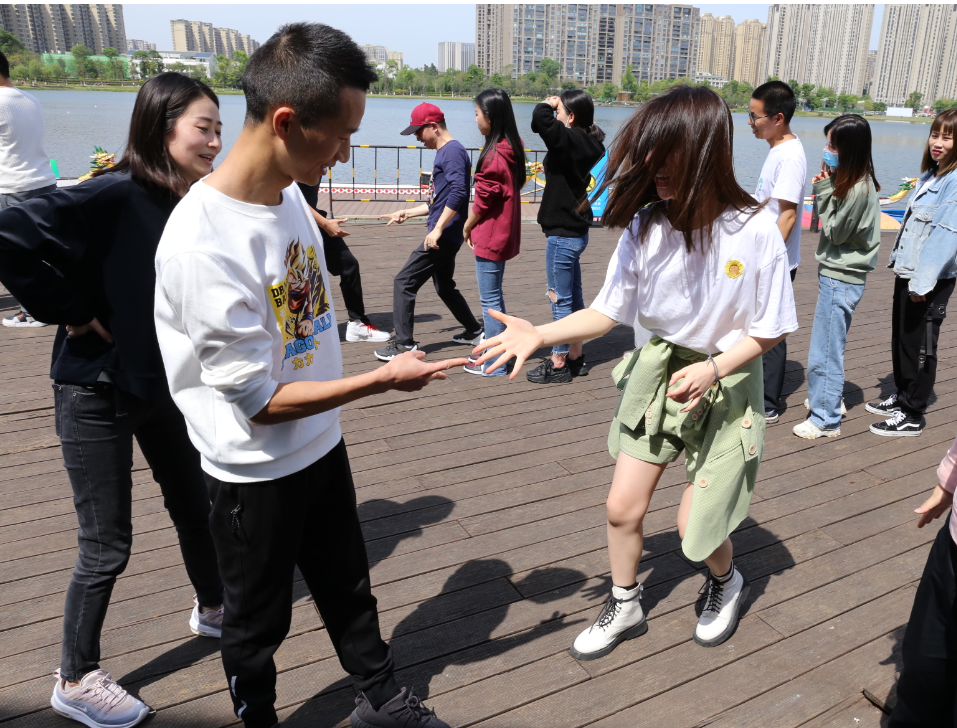 1618825966162082.png 1618825966162082.png