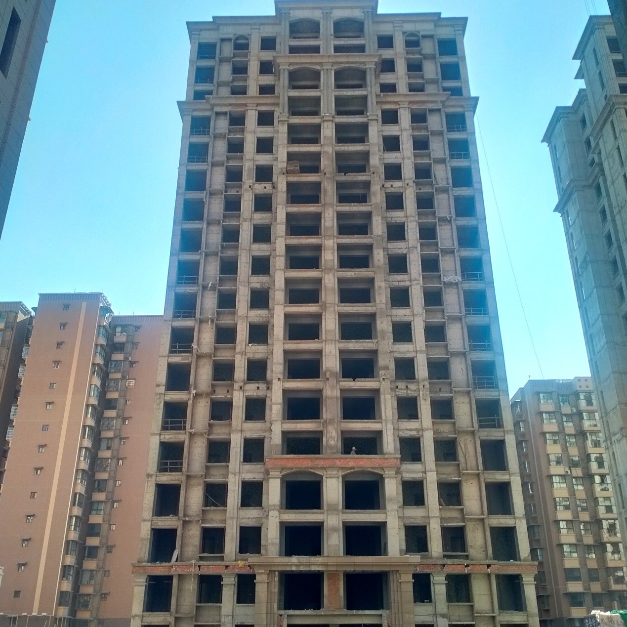 1641359596789815.jpg 1641359596789815.jpg