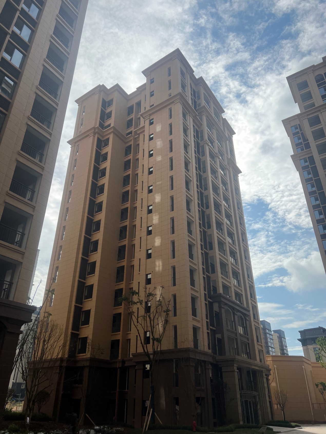 1656571007257867.jpg 1656571007257867.jpg