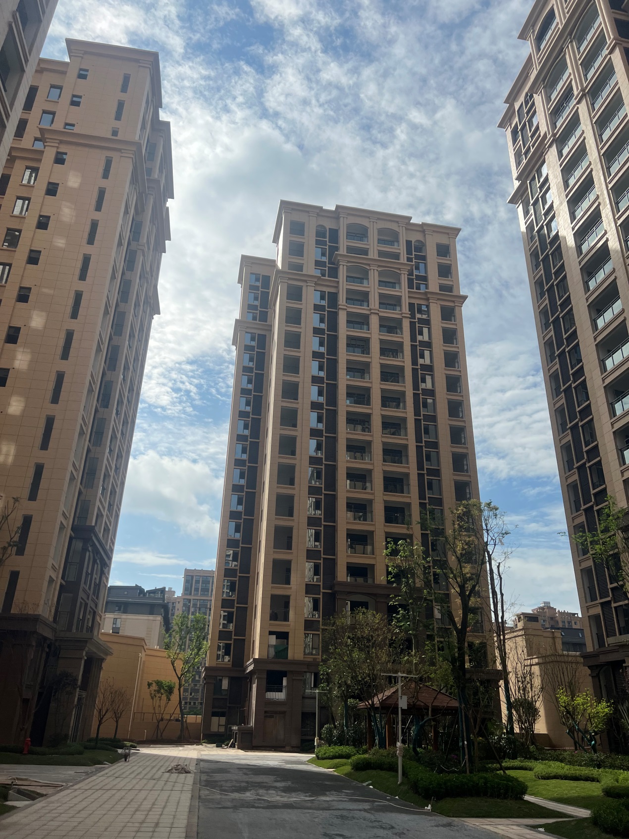 1656571008567853.jpg 1656571008567853.jpg